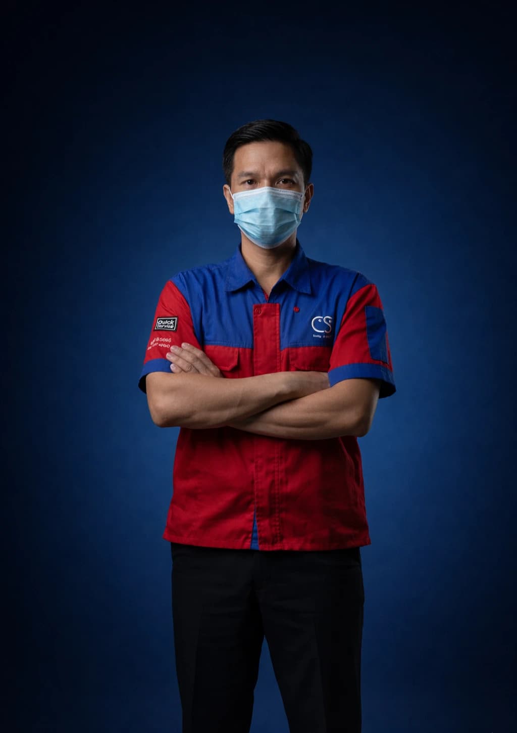 Teknisi Parenca Jaya Mandiri melayani servis elektronik SHARP resmi di Jakarta Selatan